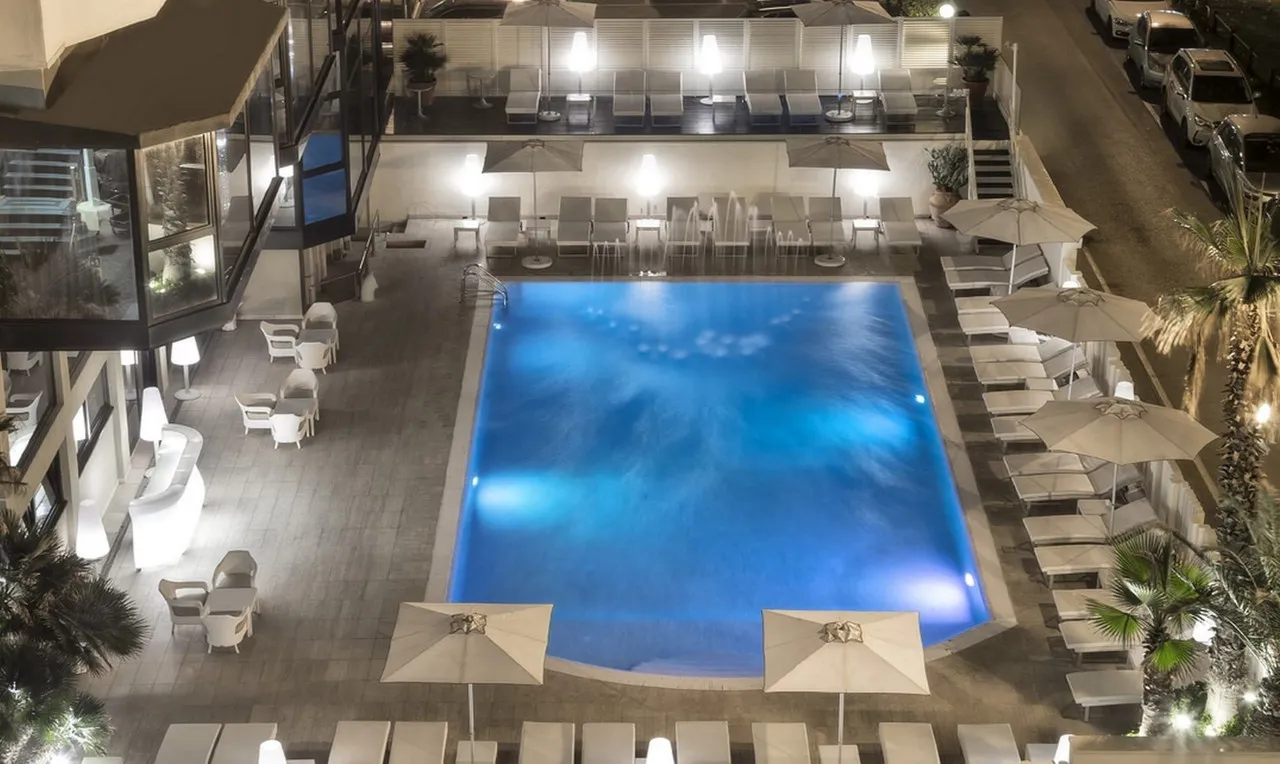 Hotel Sporting Rimini — rooms and atmosphere