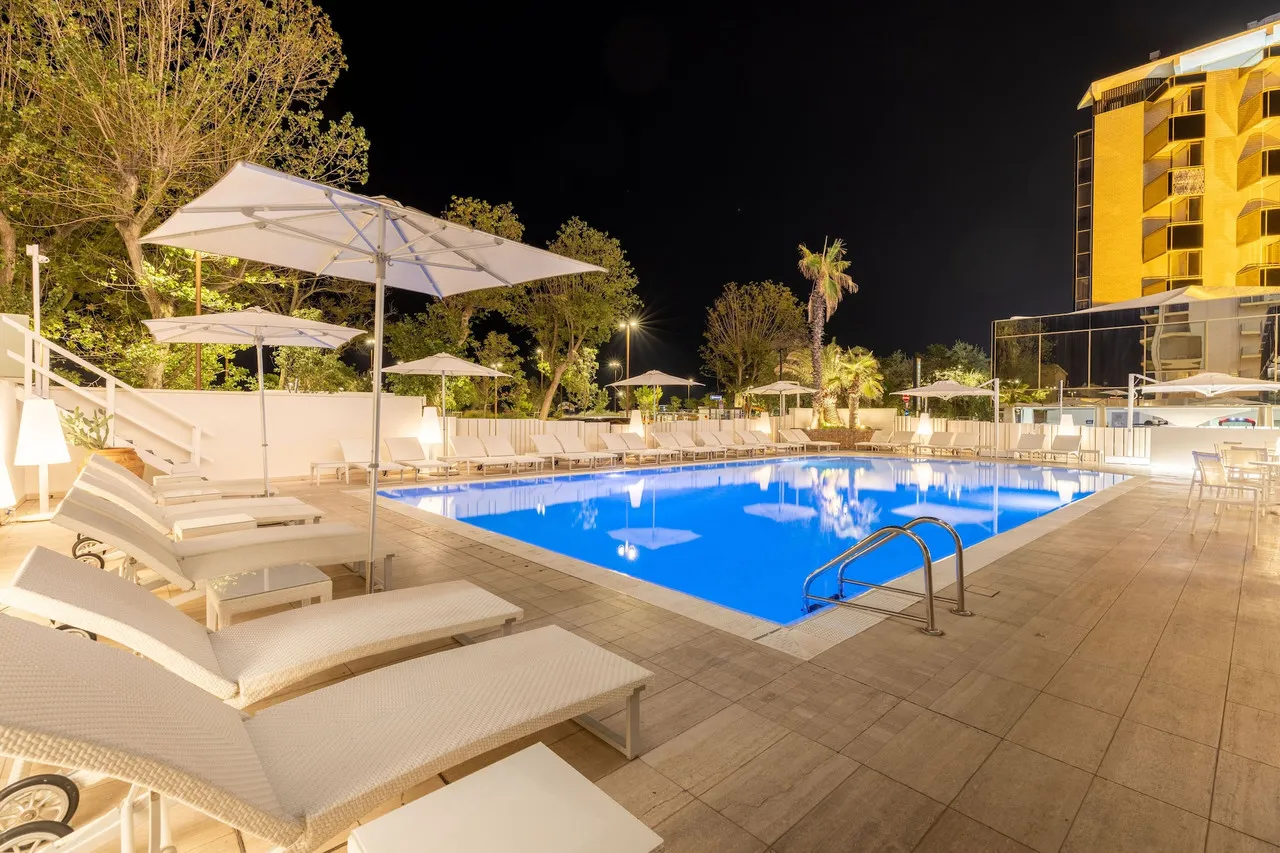 Hotel Sporting Rimini — rooms and atmosphere