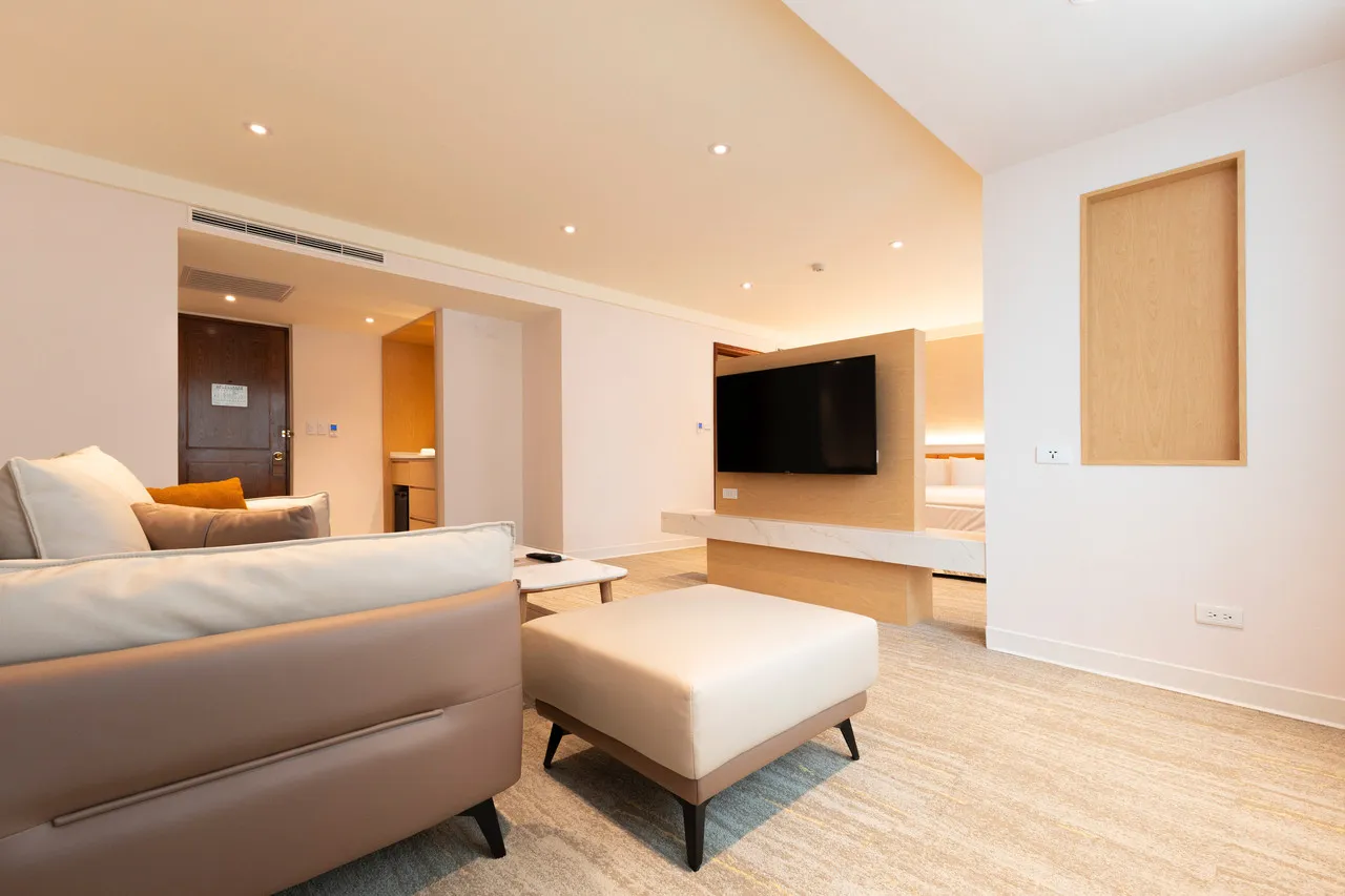 Hotel Tainan — rooms and atmosphere
