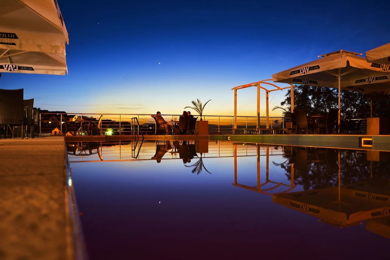 Hotel Tami Residence — นิช