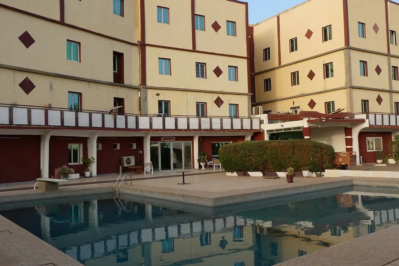Hôtel Ténéré — rooms and atmosphere