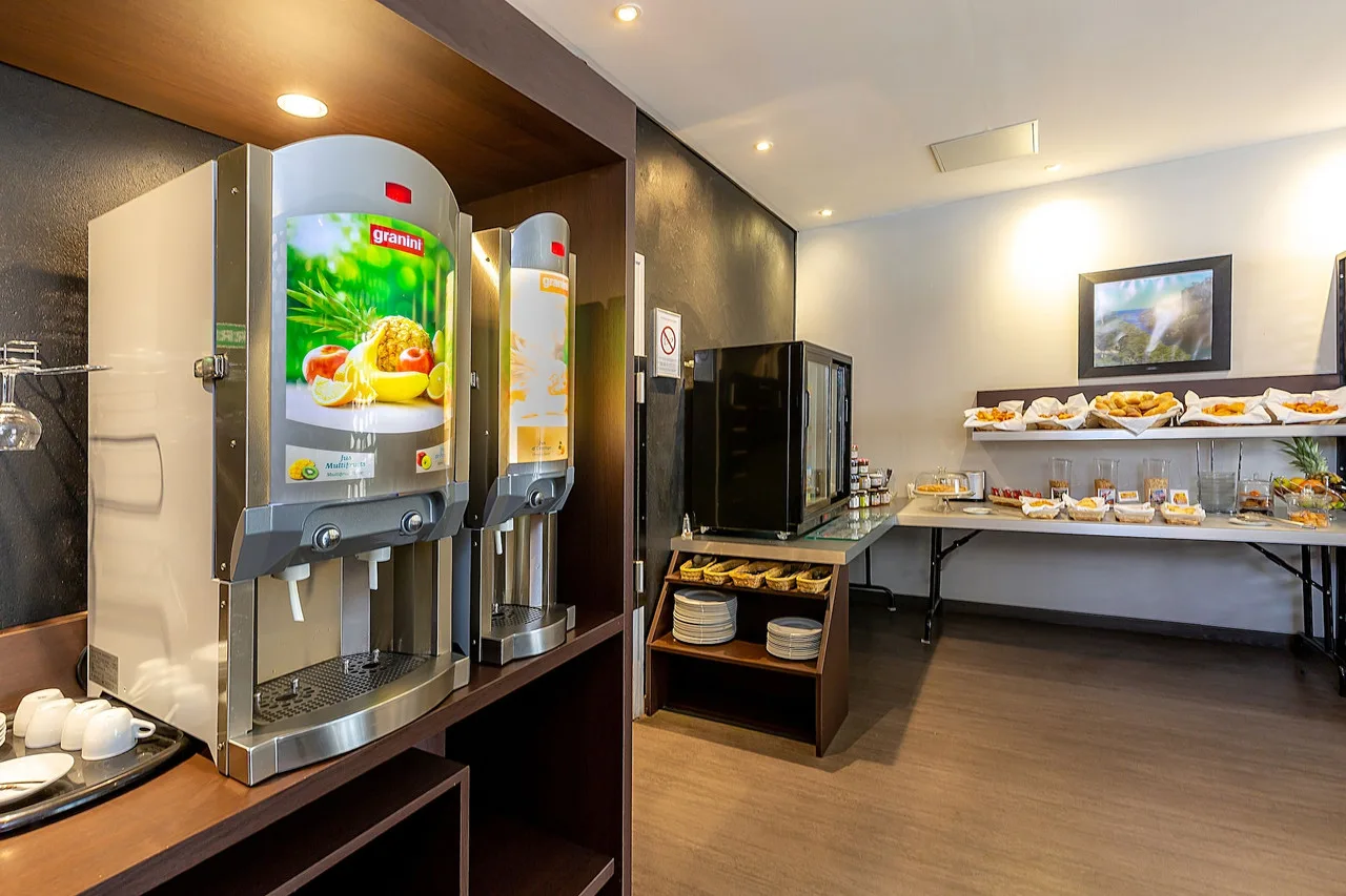 Hotel Terminus Saint-Charles — rooms and atmosphere