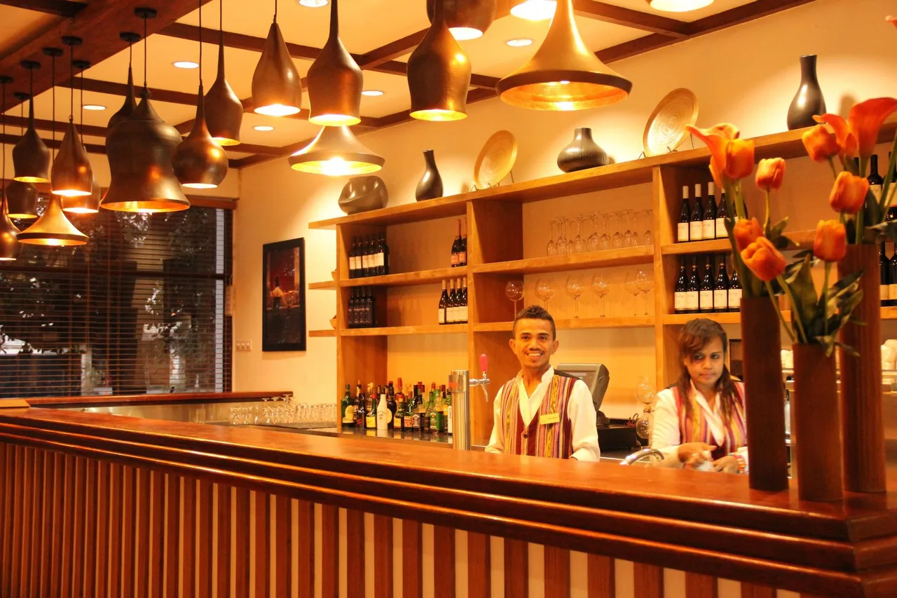Hotel Timor — rooms and atmosphere