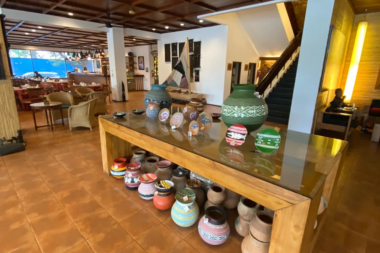 Hotel Timor — rooms and atmosphere
