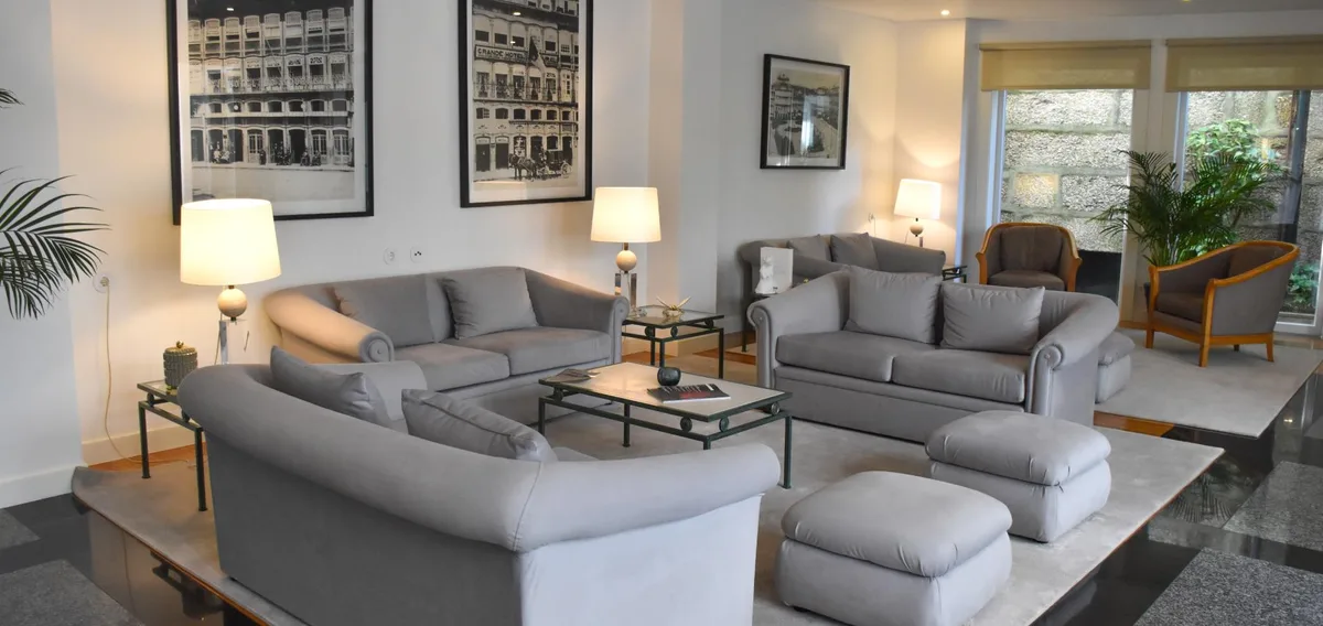 Hotel Toural — ภาพห้องพักและบรรยากาศ