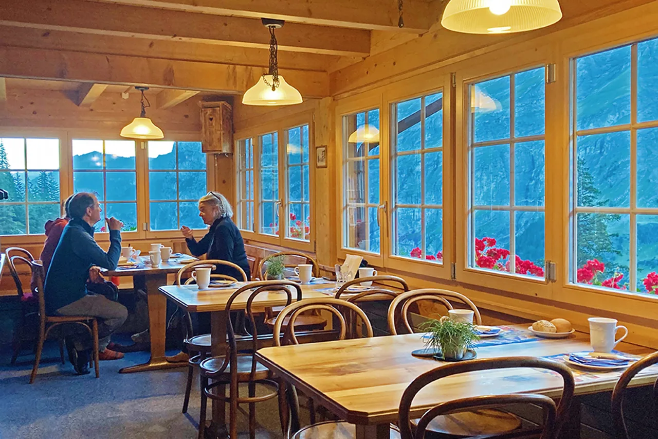 Hotel Tschingelhorn — rooms and atmosphere