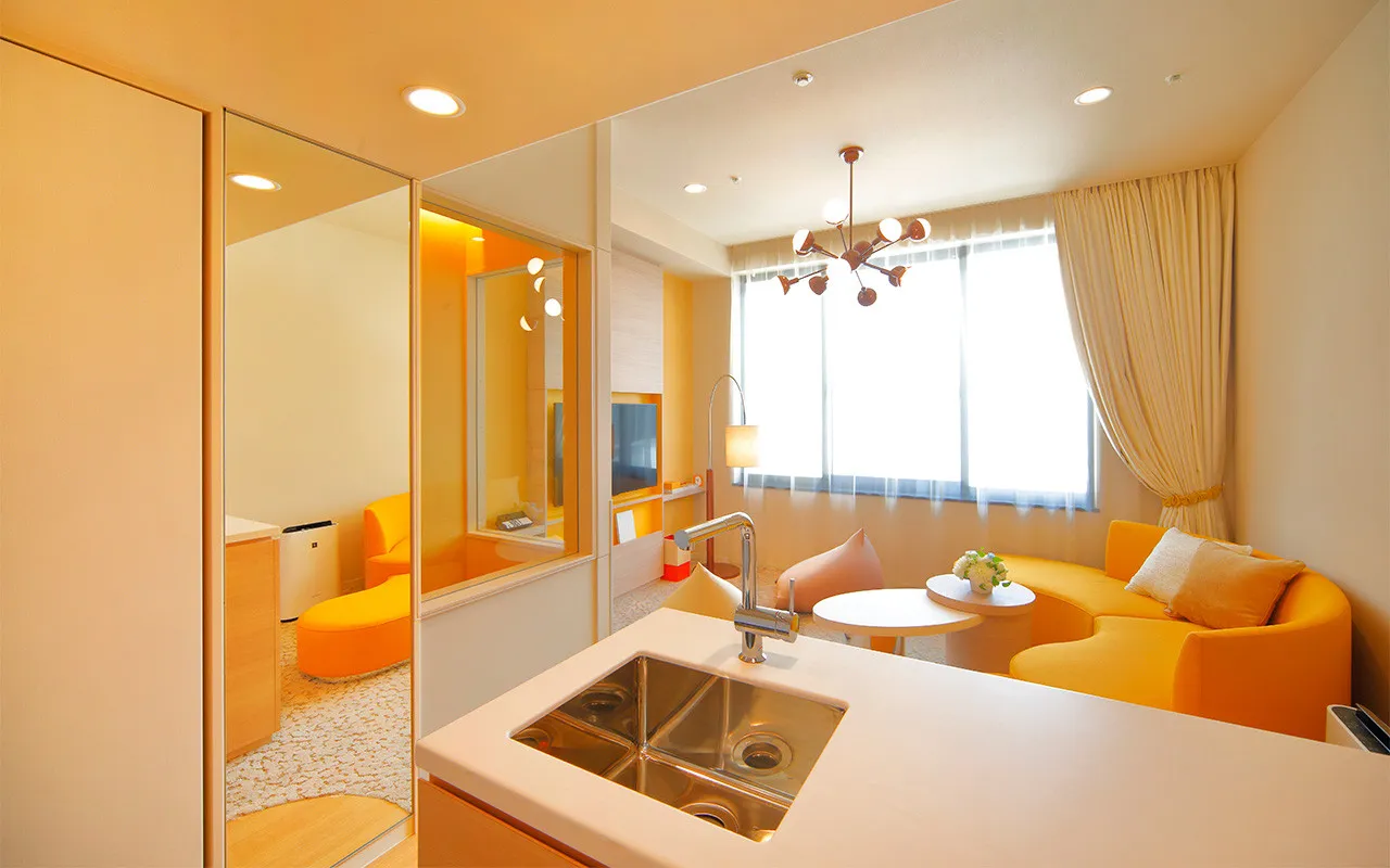 Hotel Universal Port Vita — rooms and atmosphere