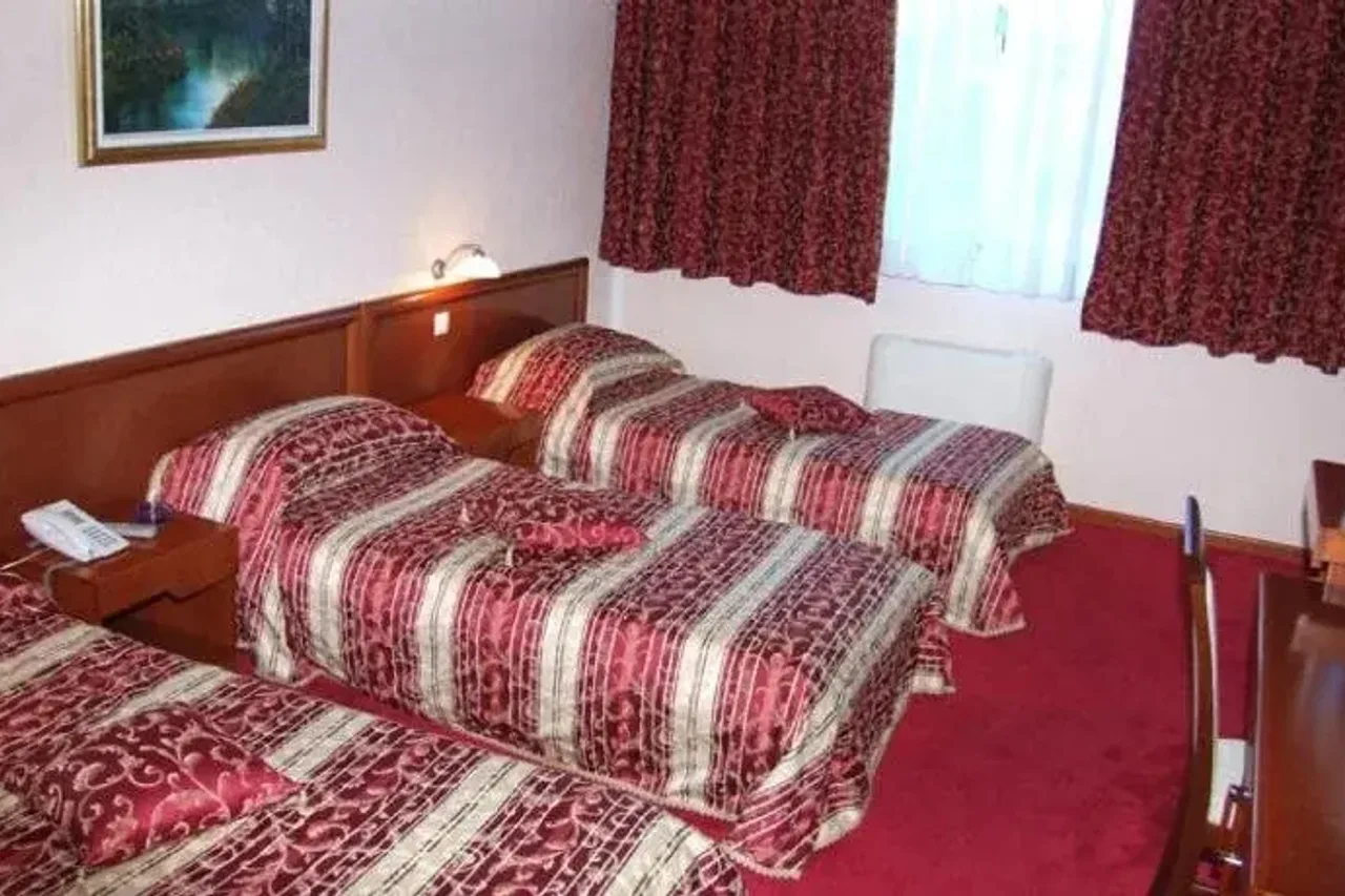 Hotel Vidović — ภาพห้องพักและบรรยากาศ