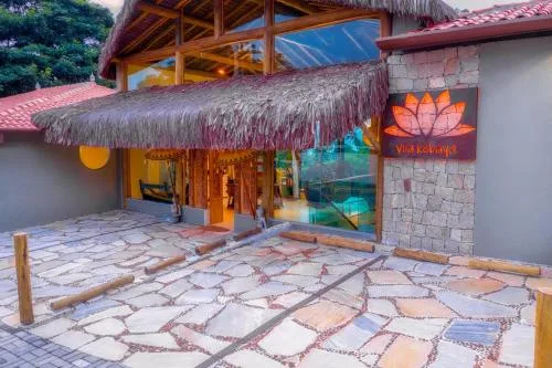 Hotel Vila Kebaya — ภาพห้องพักและบรรยากาศ