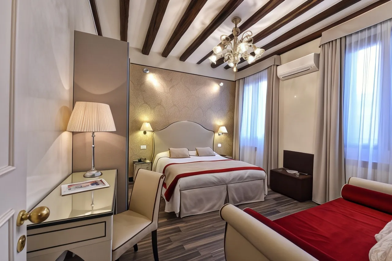 Hotel Villa Rosa — rooms and atmosphere