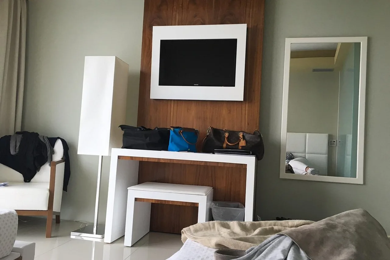 Hotel VIP Praia — rooms and atmosphere