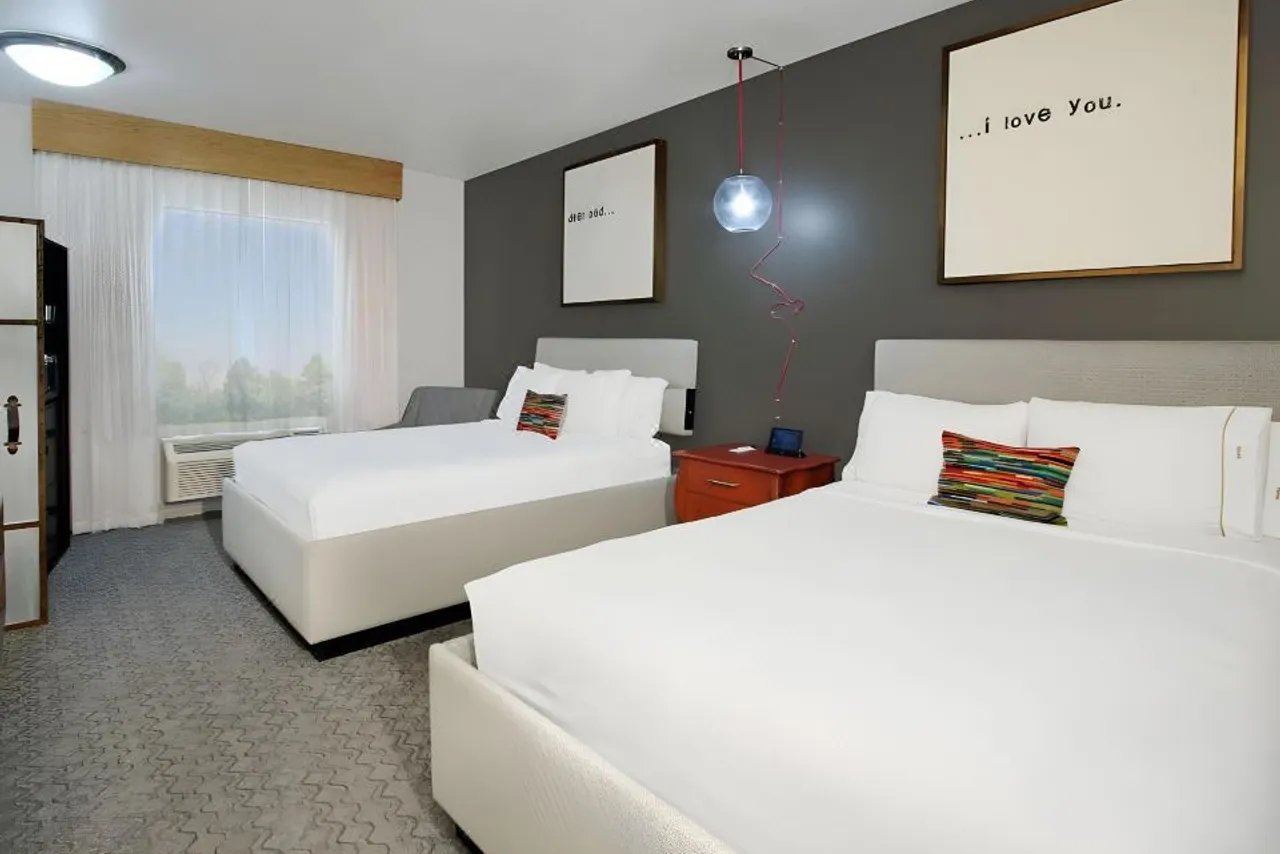 Hotel Ylem, Ascend Hotel Collection — rooms and atmosphere