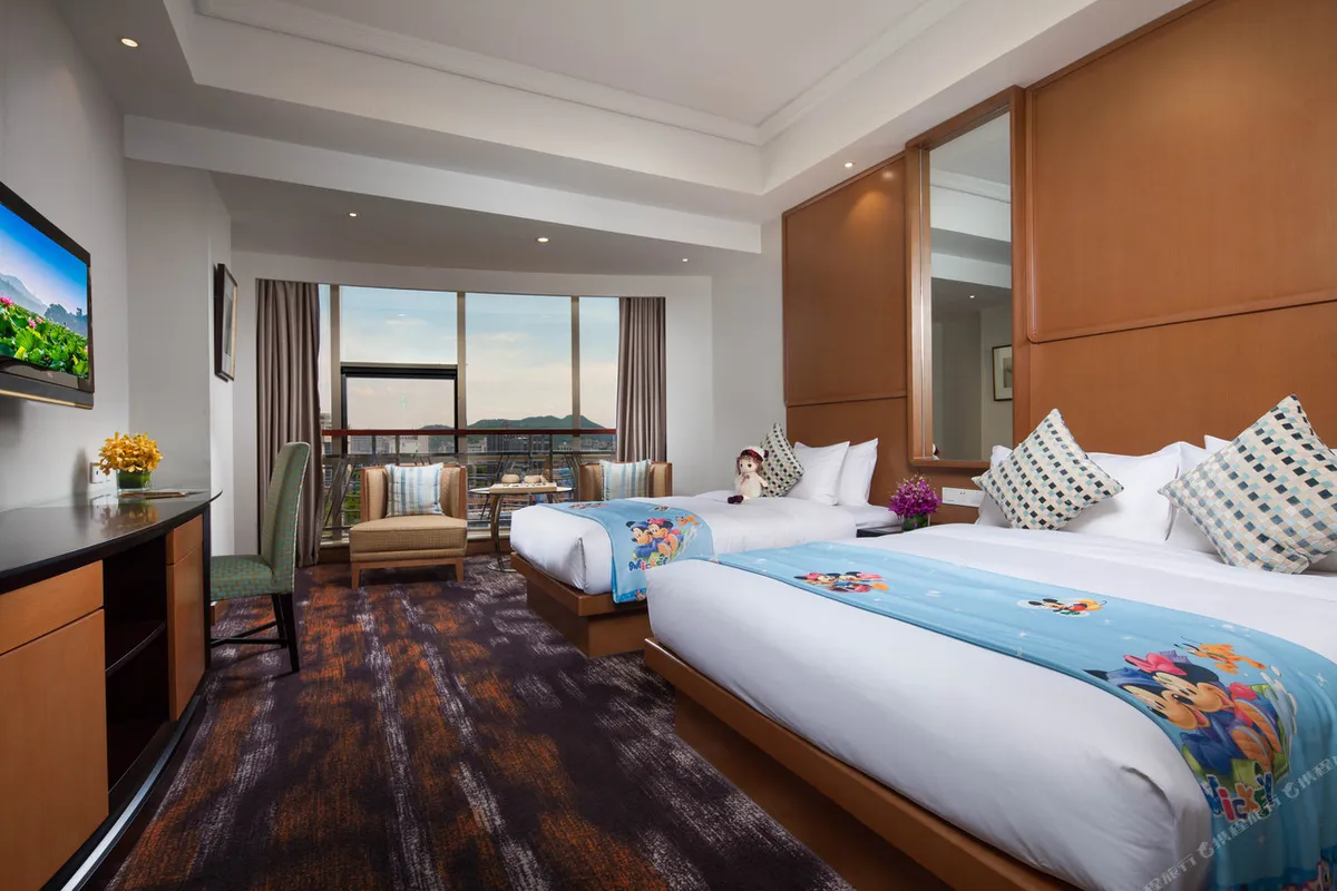 Huachen International Hotel Hangzhou — rooms and atmosphere