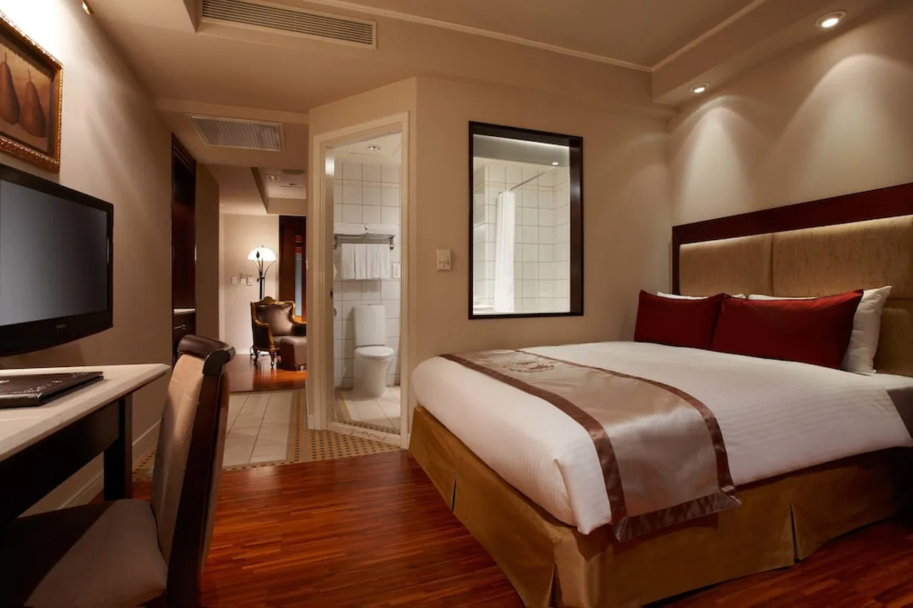 Hualien Charming City Hotel — rooms and atmosphere