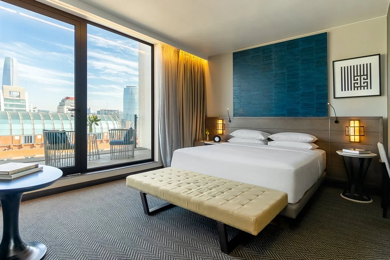 Hyatt Centric Las Condes Santiago — rooms and atmosphere