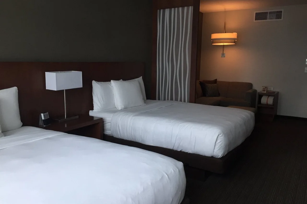 Hyatt Place Panama City/Downtown — rooms and atmosphere