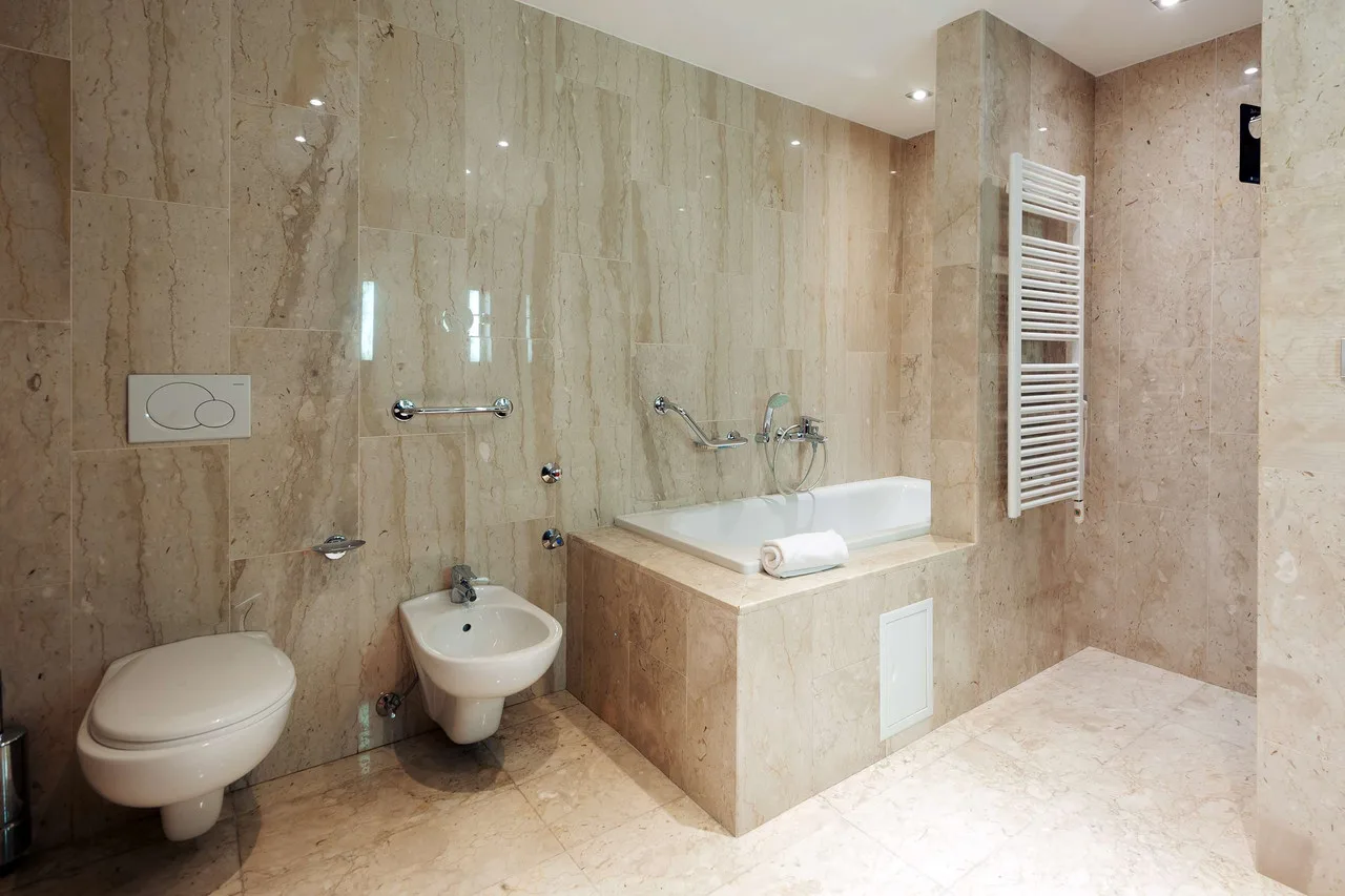 Hyatt Regency Astana — rooms and atmosphere