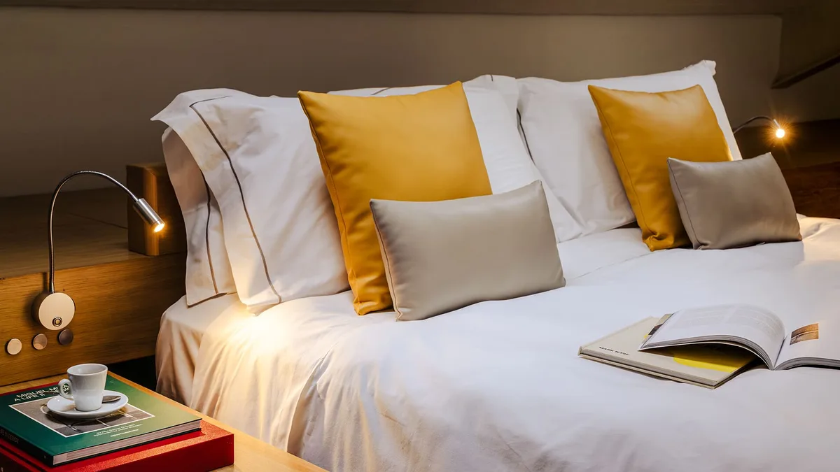I Portici Hotel — ภาพห้องพักและบรรยากาศ