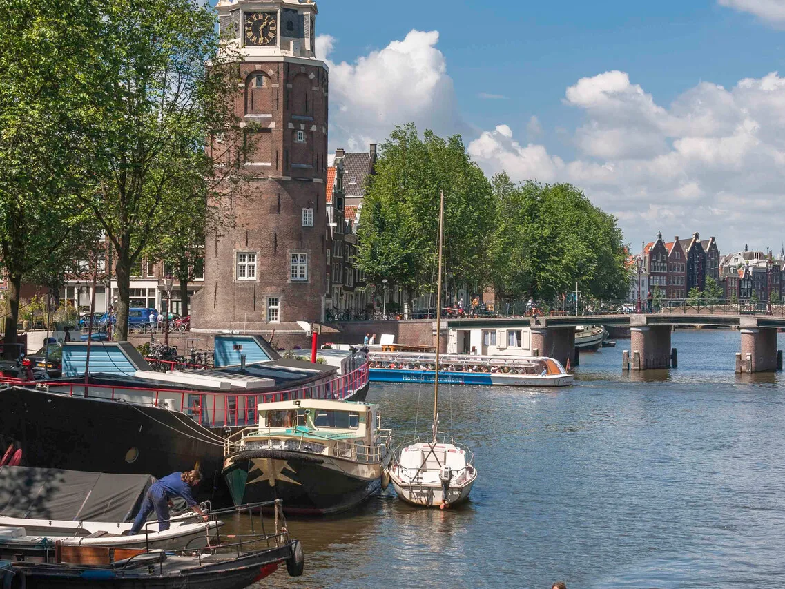 ibis Amsterdam Centre — rooms and atmosphere