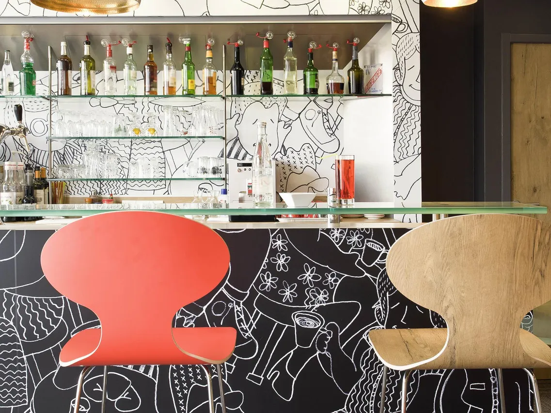 ibis Bordeaux Centre Gare Saint-Jean — rooms and atmosphere