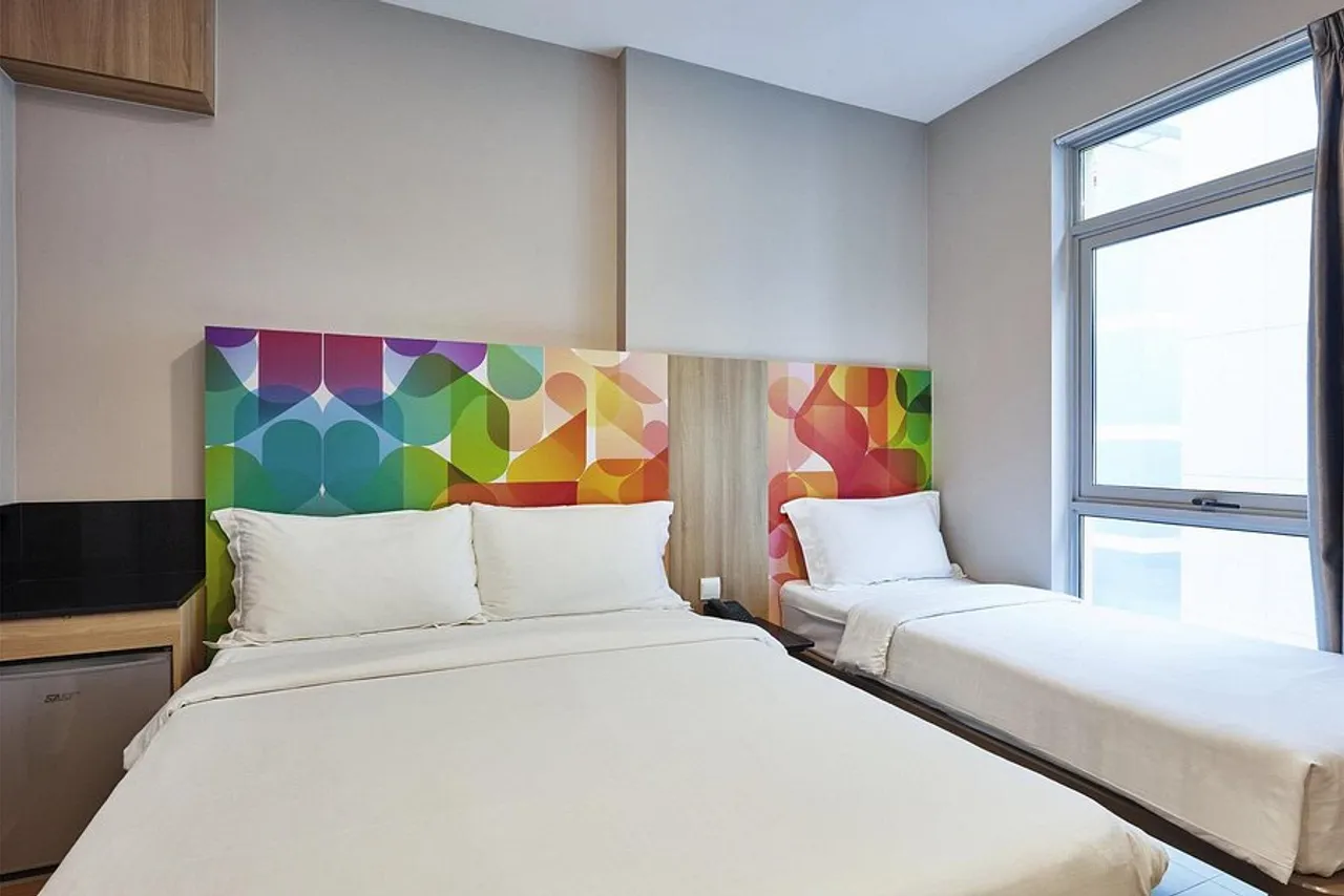 ibis budget Singapore Clarke Quay — rooms and atmosphere