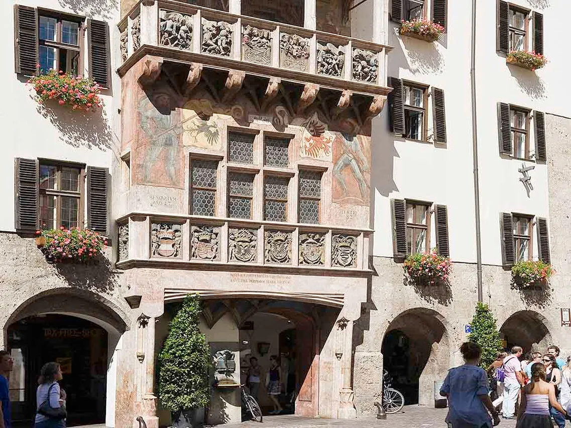 Ibis Innsbruck — ภาพห้องพักและบรรยากาศ