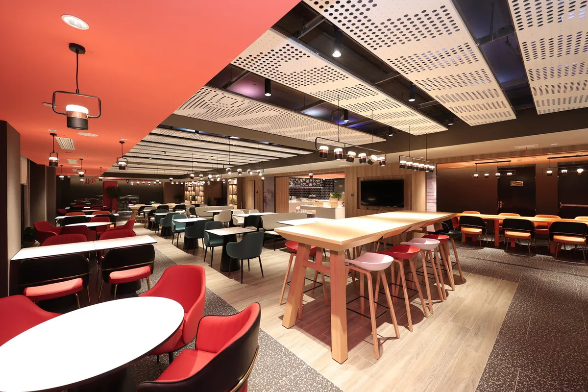 Ibis Hotel Nanjing Confucius Temple — rooms and atmosphere