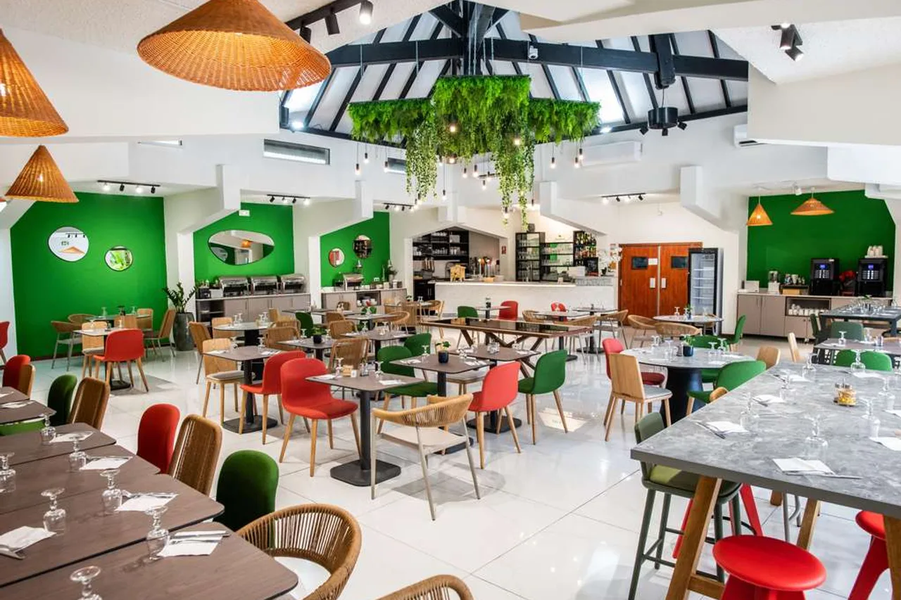 Ibis Styles Cayenne Centre Amazonia — rooms and atmosphere