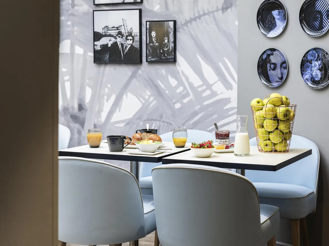 ibis Styles Nice Vieux Port — rooms and atmosphere