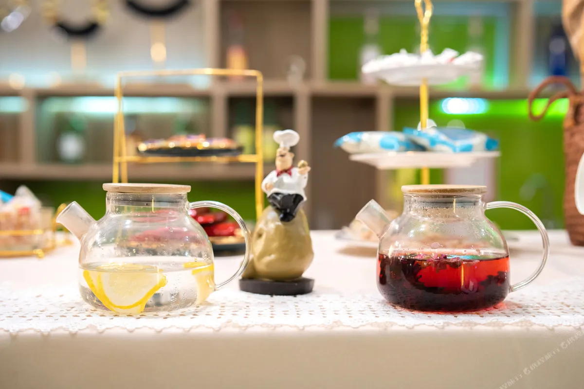 Ibis Styles Xiamen Zhongshan Road Pedestrian Street — rooms and atmosphere
