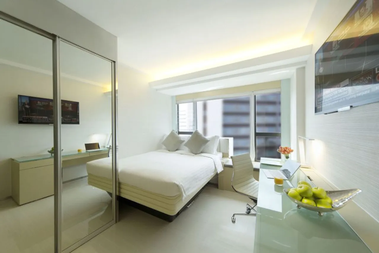 iclub Sheung Wan Hotel — rooms and atmosphere