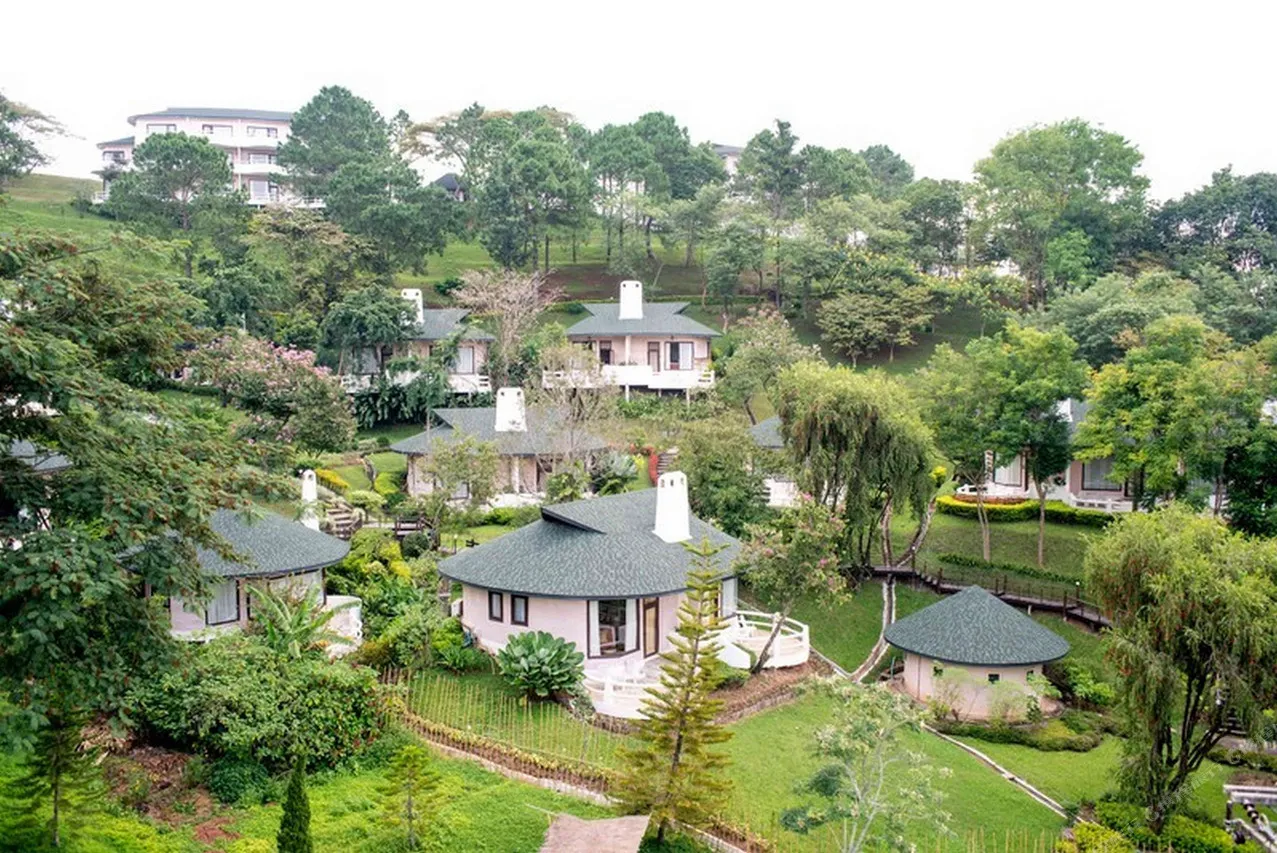 Imperial Phukaew Hill Resort — rooms and atmosphere