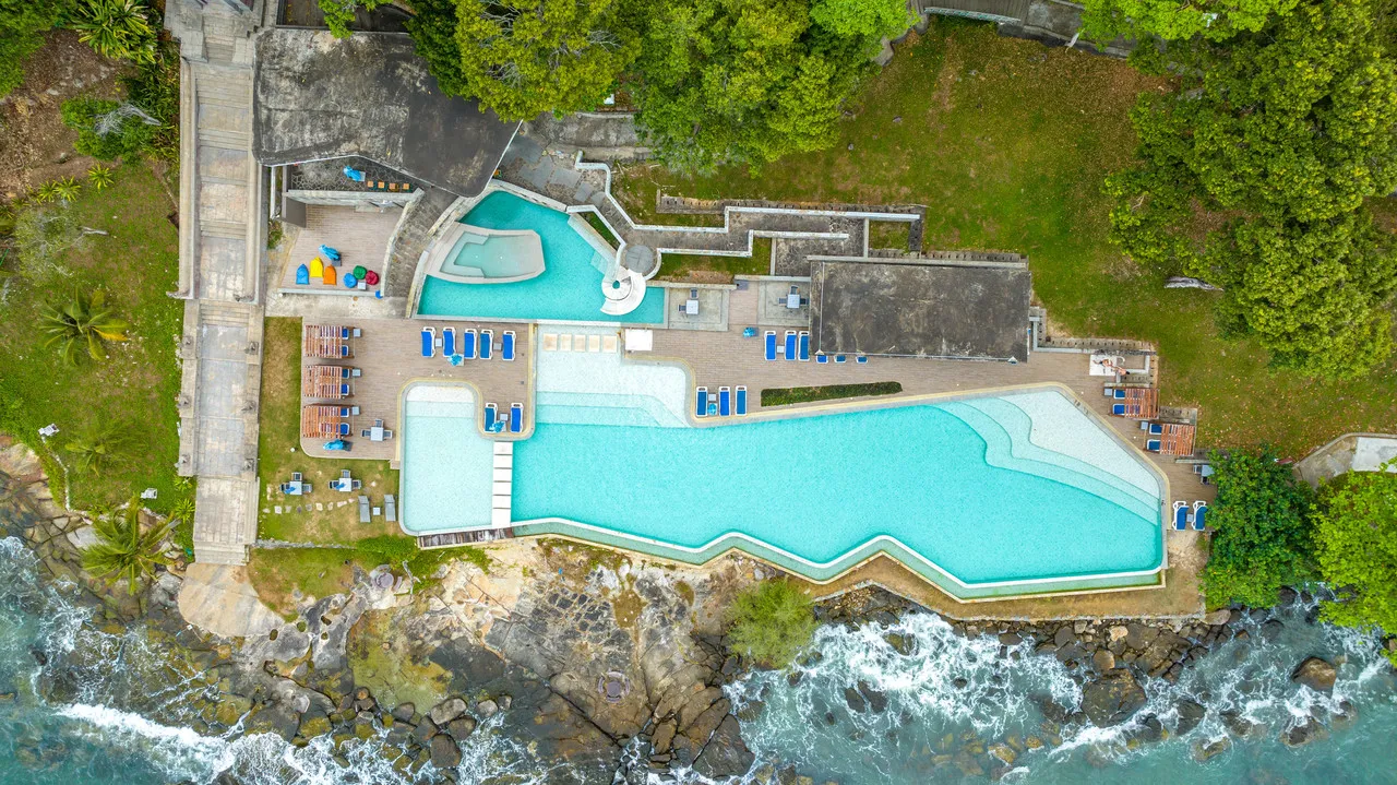 Independence Hotel Resort & Spa — ภาพห้องพักและบรรยากาศ