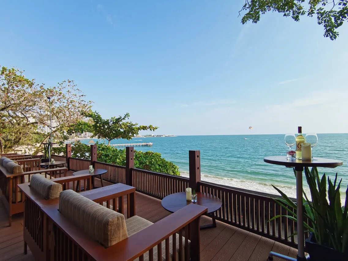 Independence Hotel Resort & Spa — ภาพห้องพักและบรรยากาศ