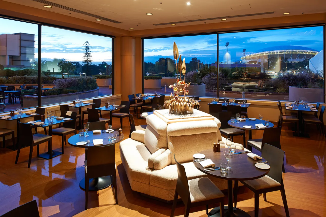 InterContinental Adelaide — rooms and atmosphere