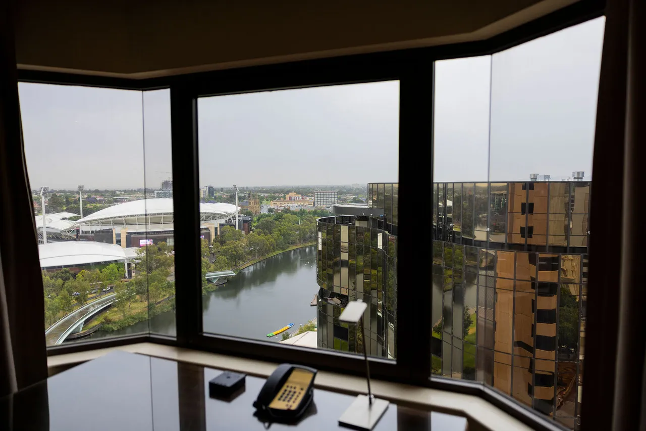 InterContinental Adelaide — rooms and atmosphere
