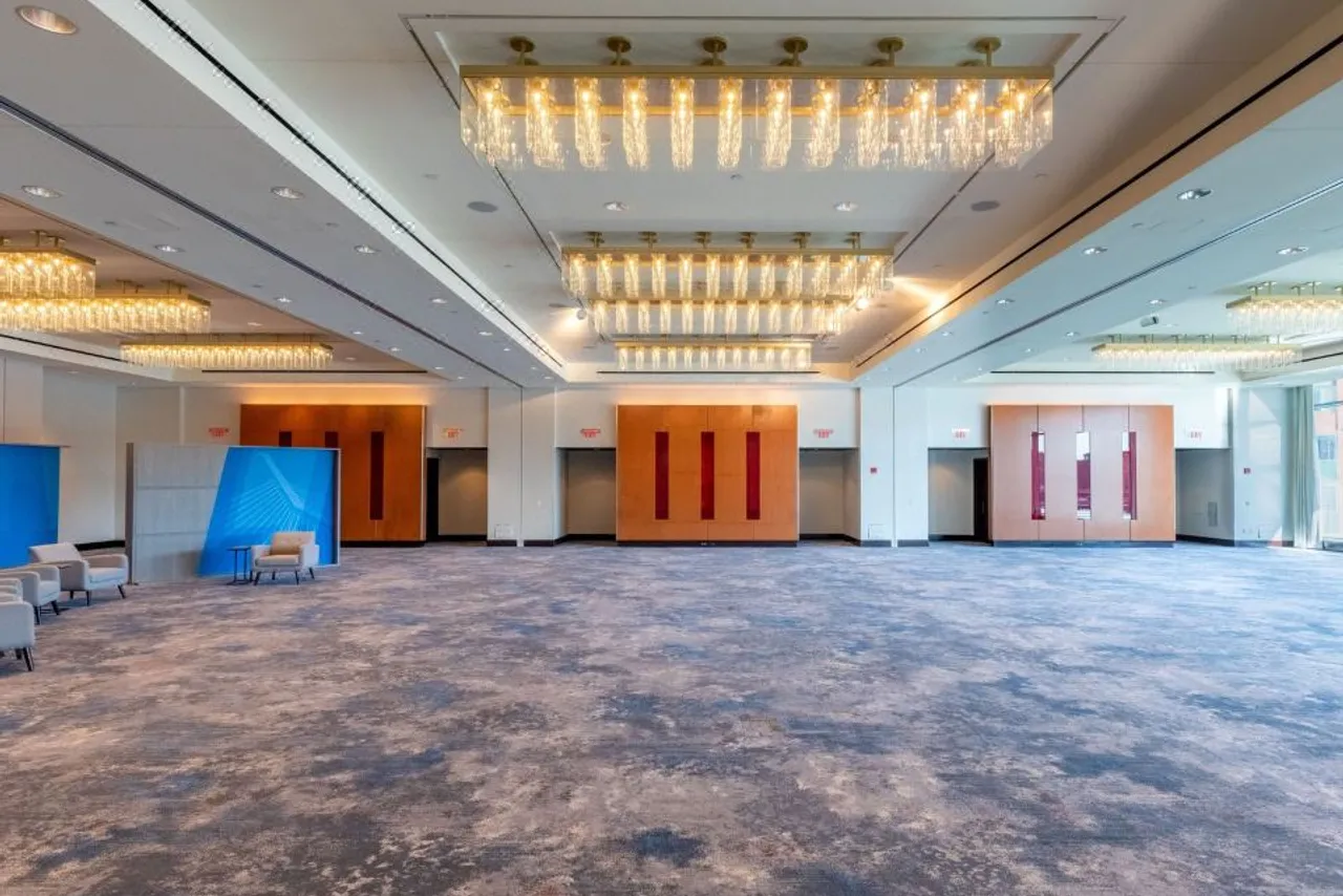 InterContinental Boston — rooms and atmosphere