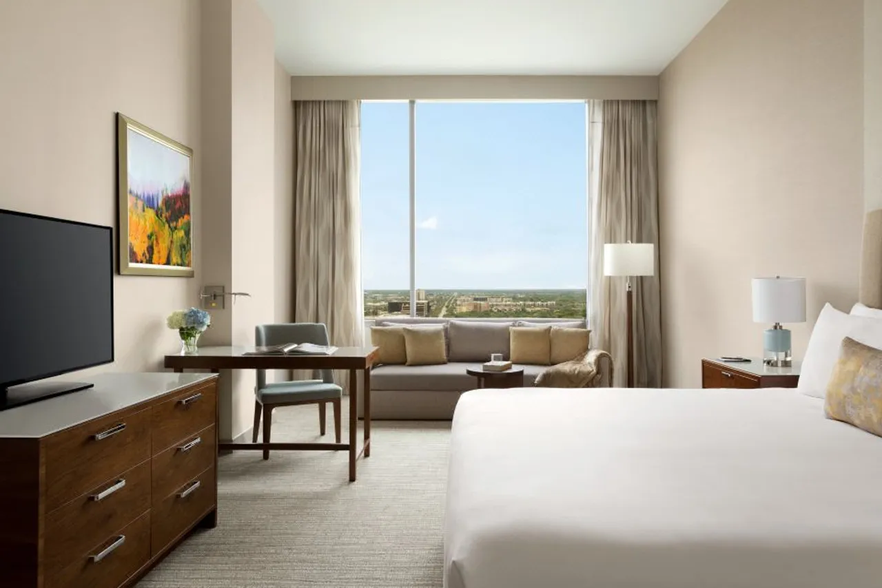 InterContinental Houston Medical Center by IHG — rooms and atmosphere