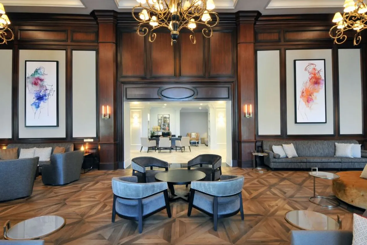 InterContinental Kansas City at the Plaza — rooms and atmosphere