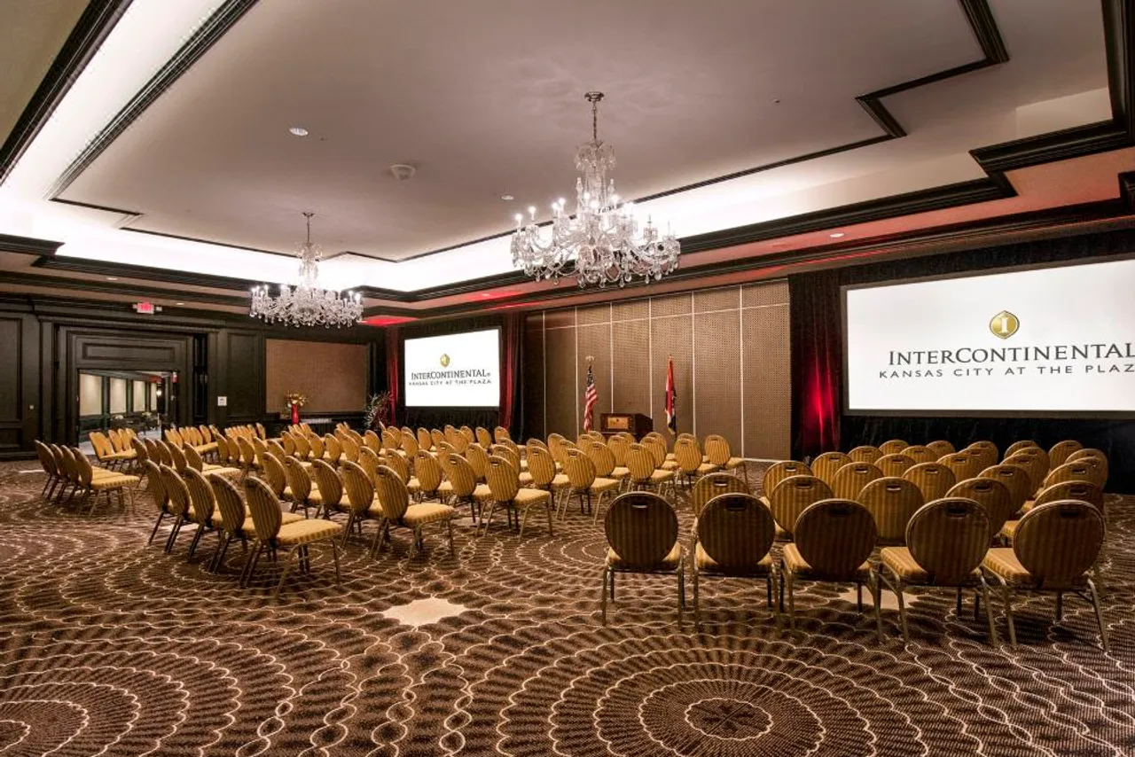 InterContinental Kansas City at the Plaza — rooms and atmosphere
