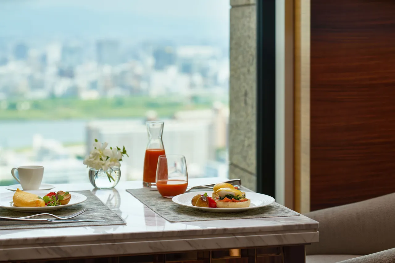 InterContinental Osaka — rooms and atmosphere