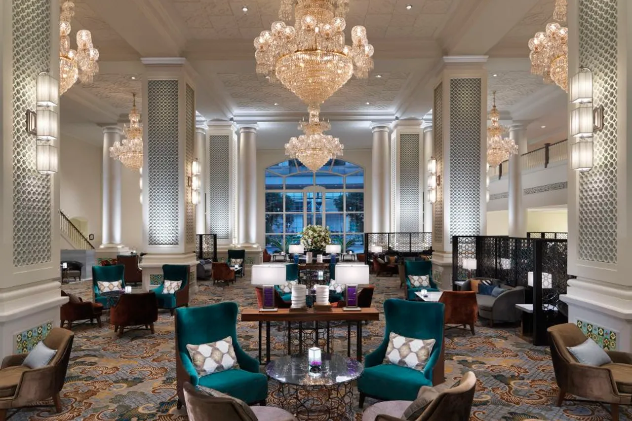 Frasers House, a Luxury Collection Hotel, Singapore — rooms and atmosphere