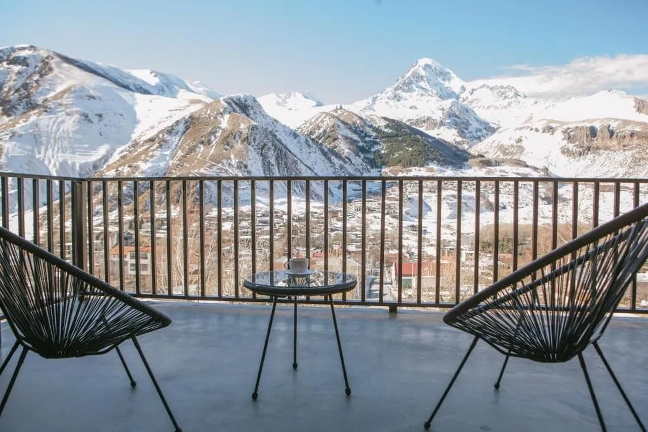 Intourist Kazbegi — rooms and atmosphere