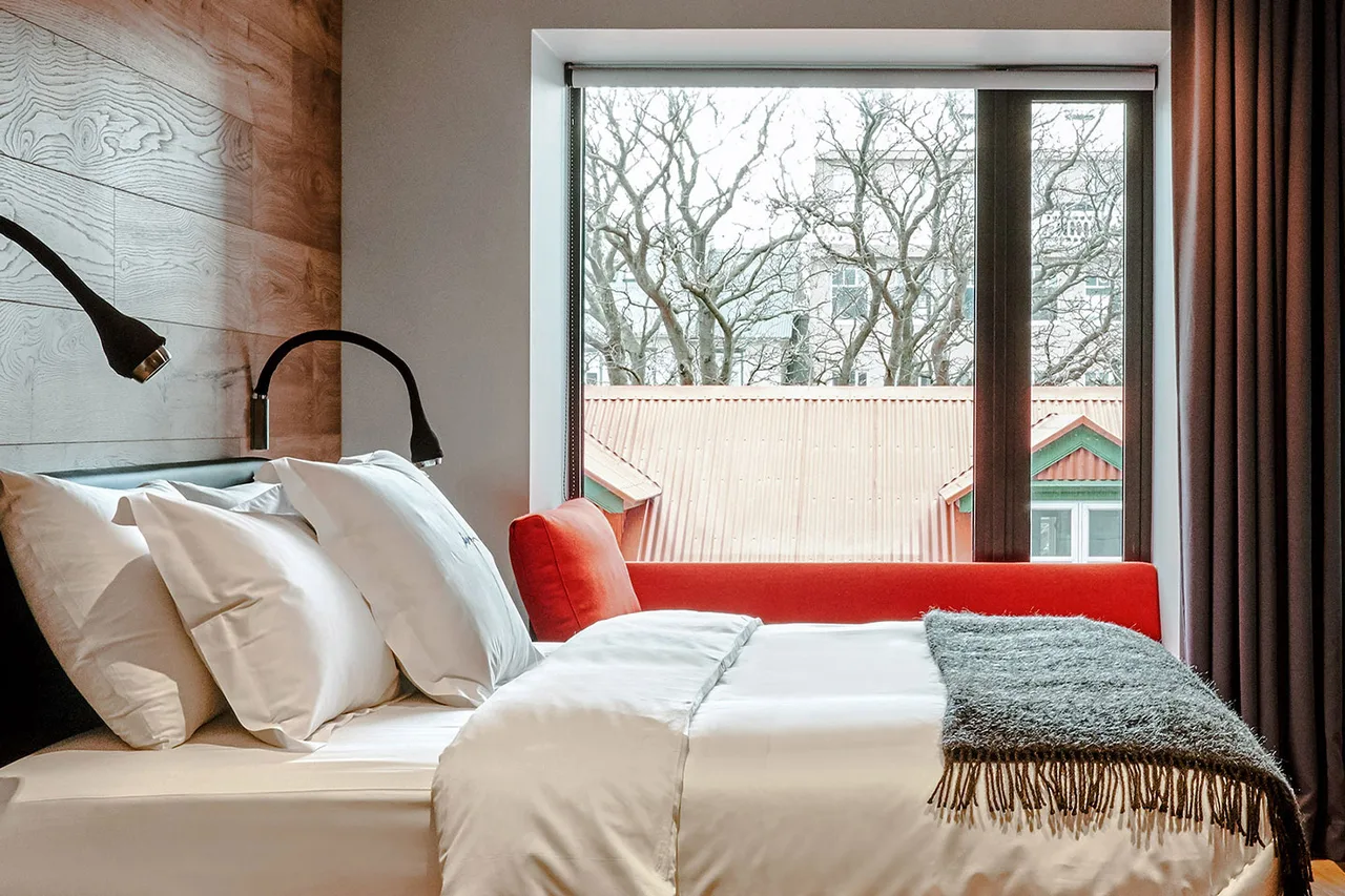 ION City Hotel, a Member of Design Hotels — rooms and atmosphere