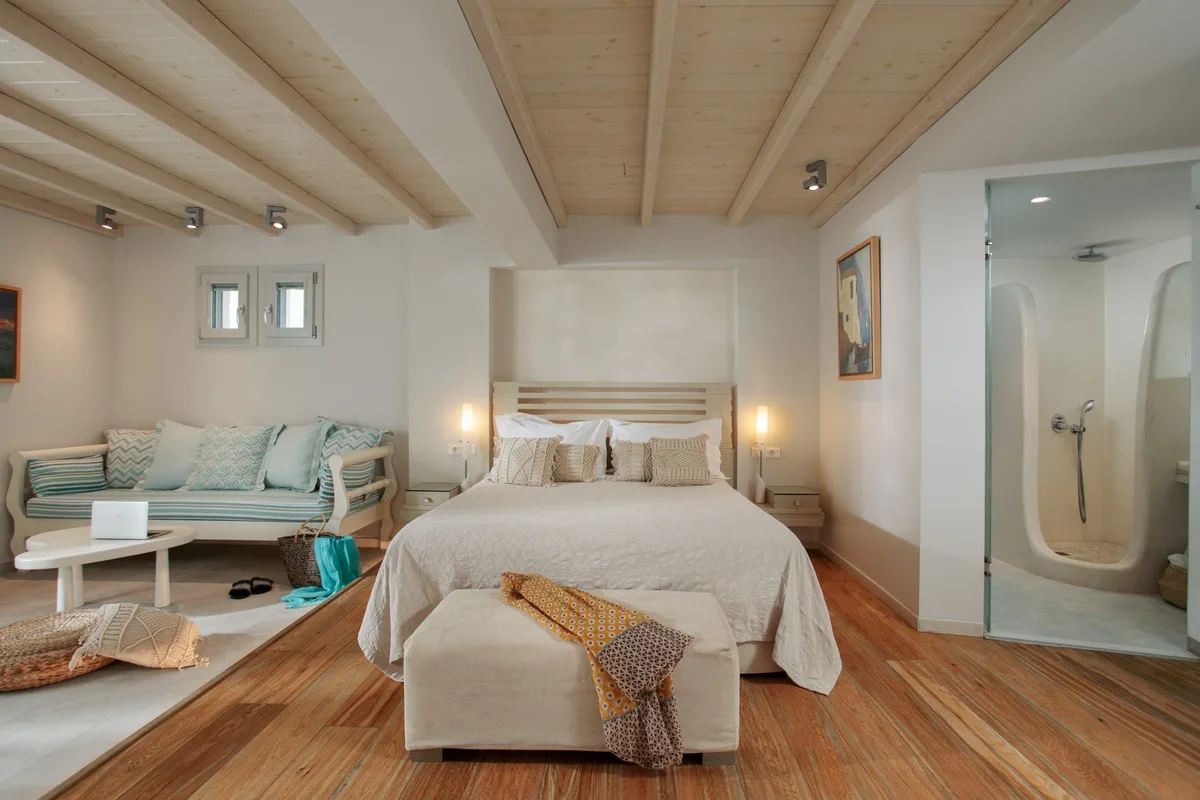 Iria Beach Art Hotel — ภาพห้องพักและบรรยากาศ