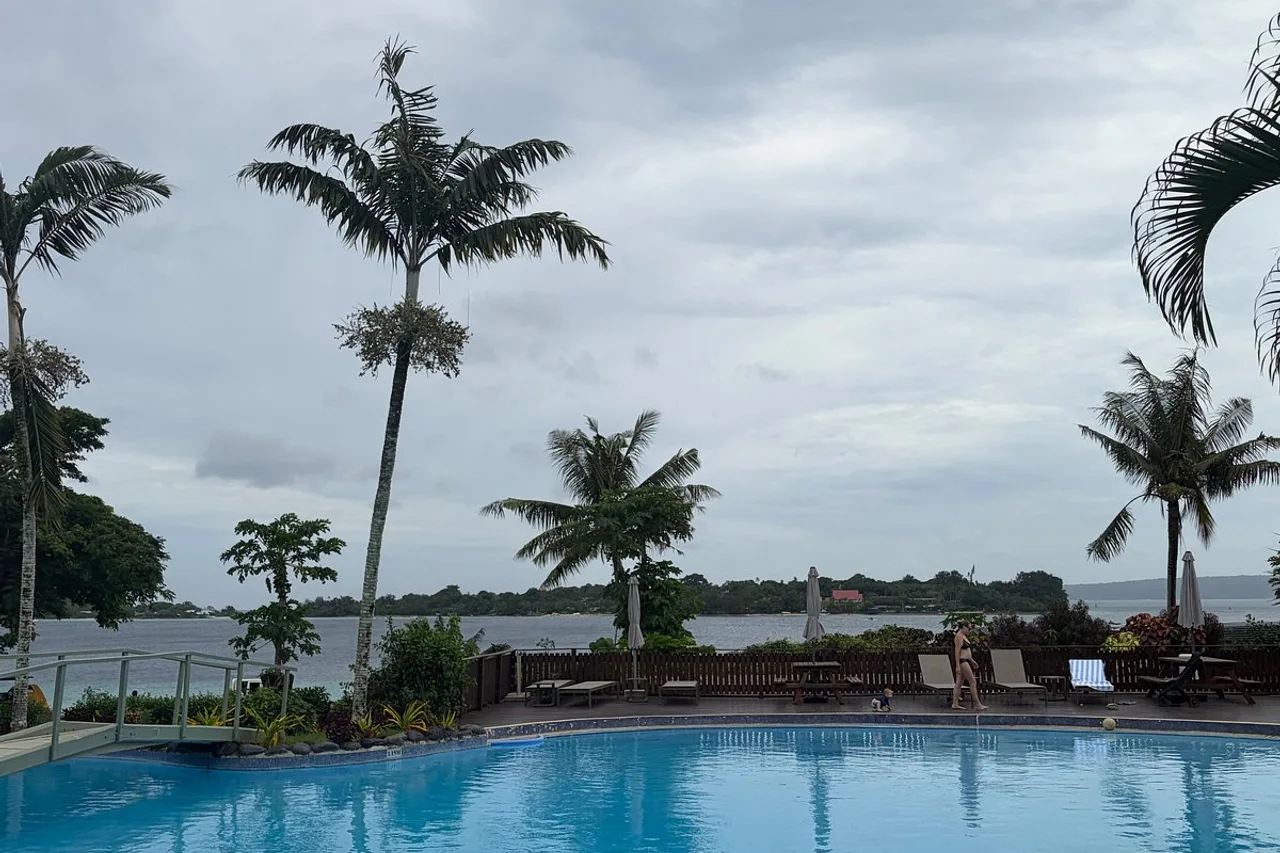 Iririki Island Resort & Spa — rooms and atmosphere
