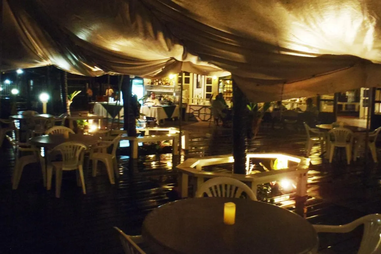 Iron Bottom Sound Hotel — rooms and atmosphere