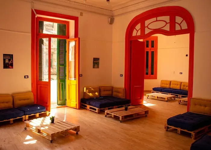 Ithaka Raml Hostel — ภาพห้องพักและบรรยากาศ
