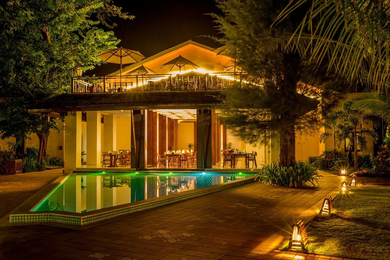 Jade Marina Resort & Spa — rooms and atmosphere