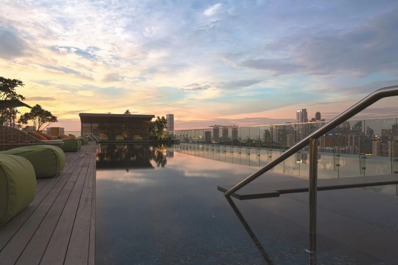 JEN Singapore Orchardgateway by Shangri-La — rooms and atmosphere